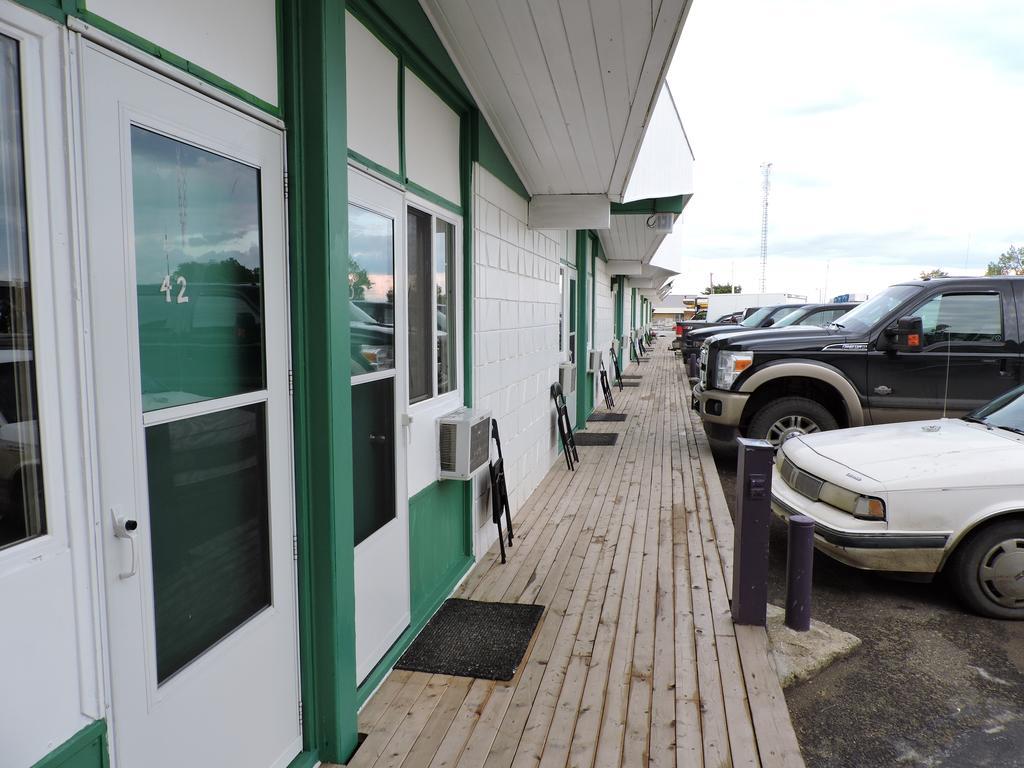 Bio Vista Motel Wainwright Exterior photo